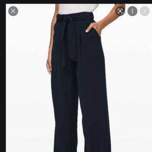 Lululemon Noir Pant sz 8 NWT